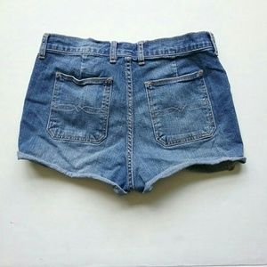 Lucky Brand Shorts - Lucky Brand High Waist Patch Pocket Jean Shorts Lucky Brand Shorts - Lucky Brand High Waist Patch Pocket Jean Shorts
